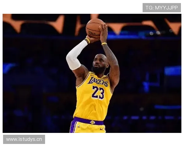 [NBA]詹姆斯缺阵 结束三连败.